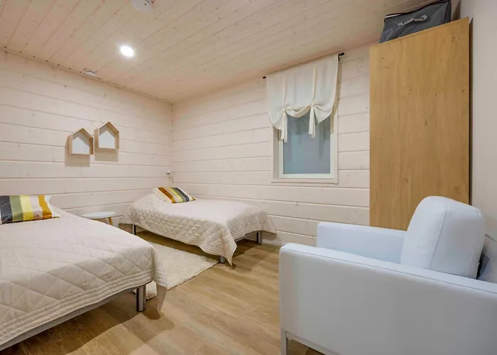 וילה Luxury Kolibri Himos